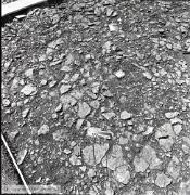 B89064