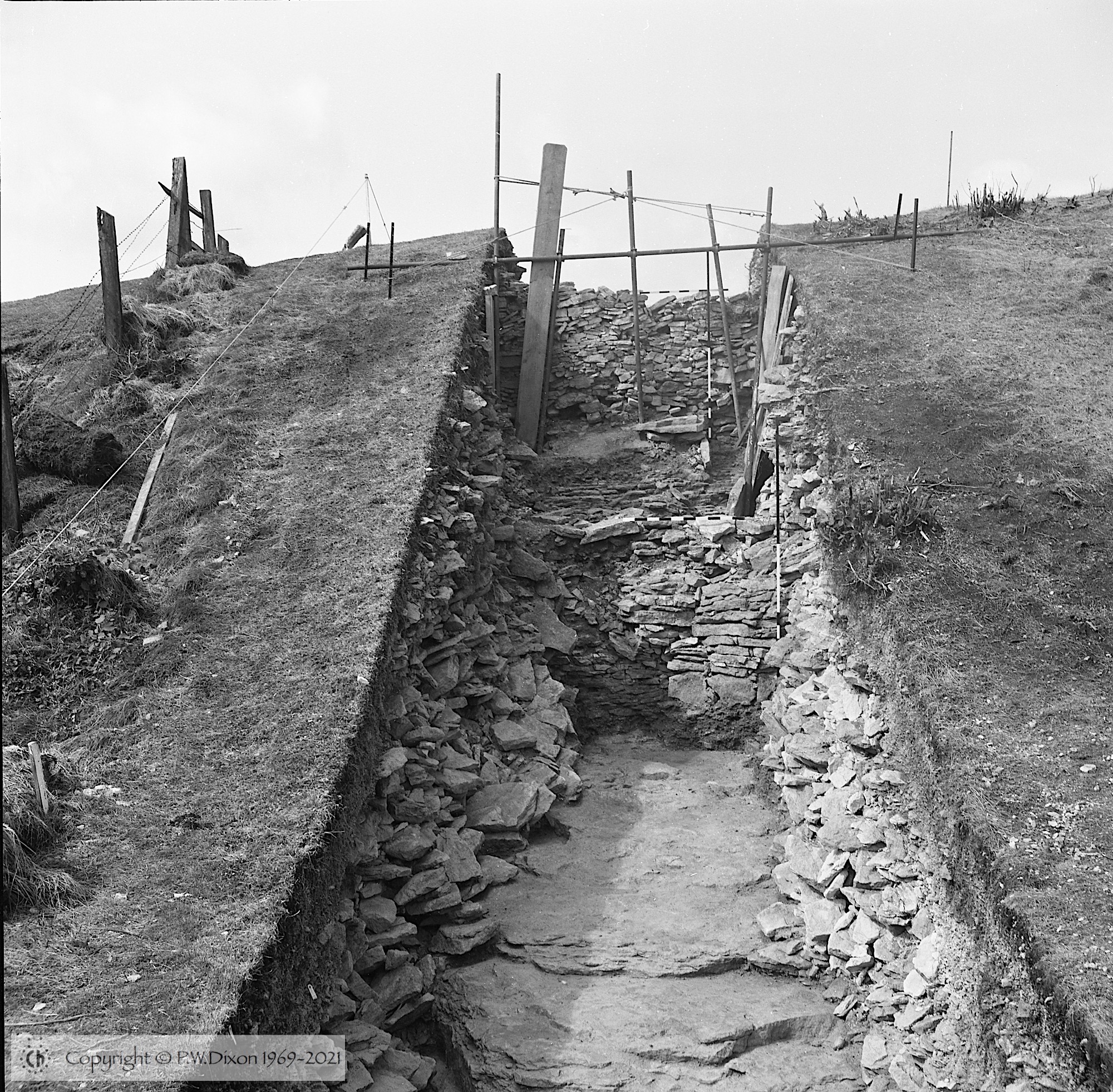 B69192